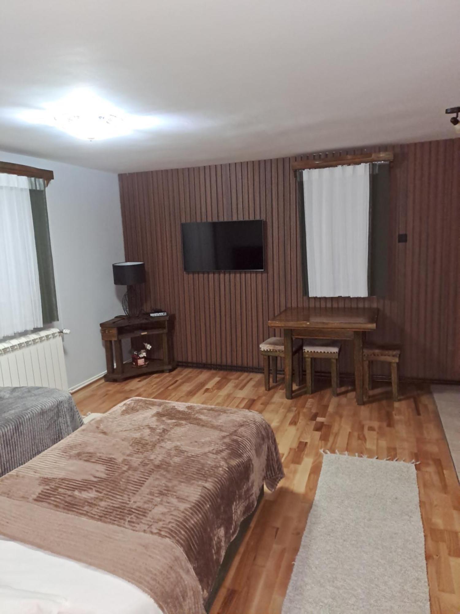 Rooms And Apartmants Mirovic Kolašin الغرفة الصورة